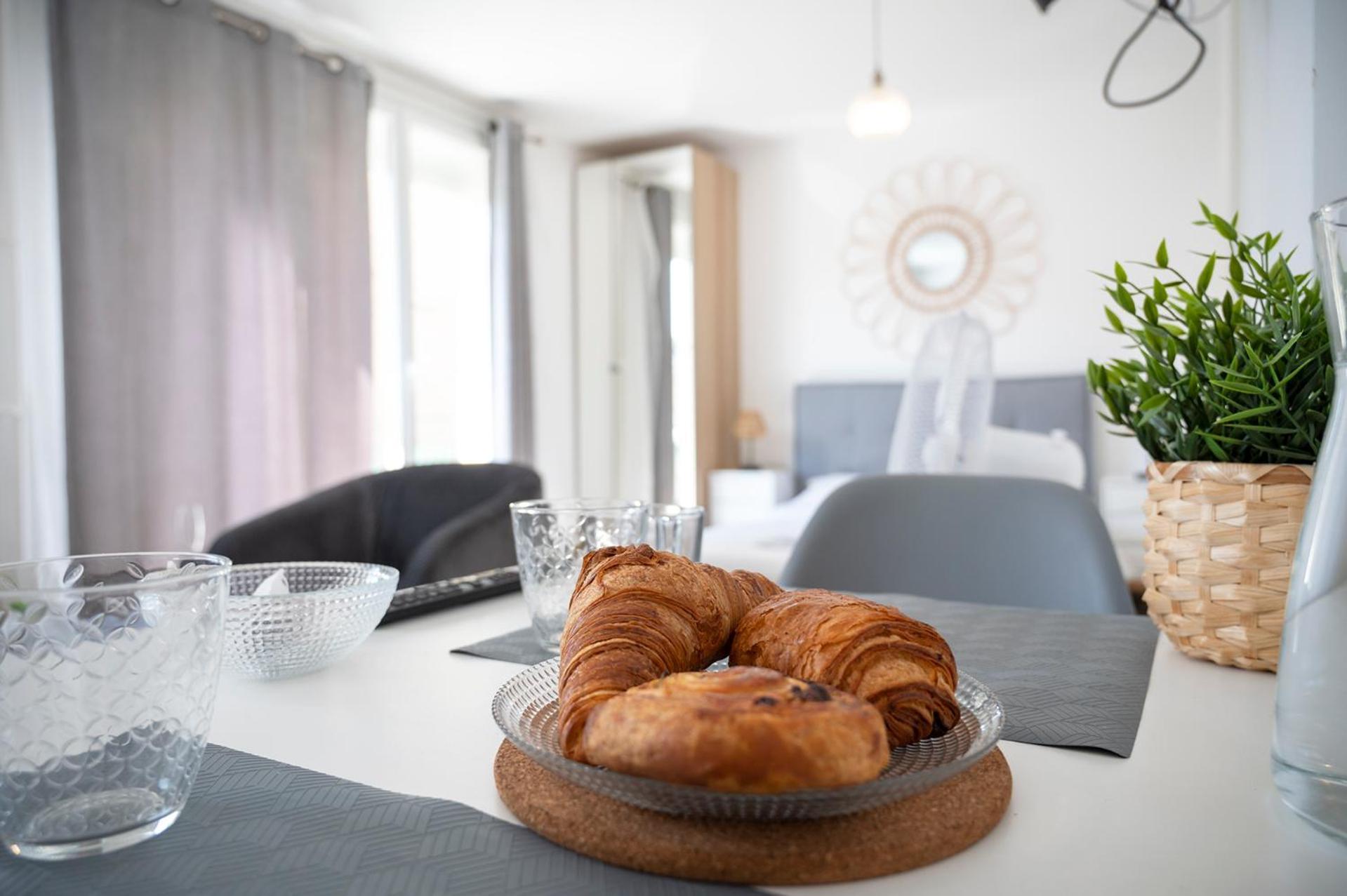 Dolmen Adrien 5 Appartement Tours Buitenkant foto
